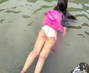 गाव की लड़कि कपड़ा धो रही थी तभी जाकर जबरदस्ती चोदा। उसका mms वीडियो लिक from young mumbai girl fucked mms scandal
