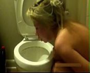 Naked Girl Vomit Puke Vomiting Puking Gagging from toilet girl