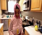 Nobody Can Resist A Thick Ebony In Hijab- Lily Starfire from hijab rapen in
