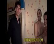 matt surfer acteur porno gay crunchboy tbm grosse queue se chope un h&eacute;t&eacute;ro pour from gay tbm ru boys