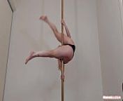 Sexy milf pole dance from ugandan dancer show off her pussy in nightclub
