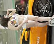 公众号【喵污】韩国车展气质白色短裤车模性感诱惑 from 出售黄色直播账号贴吧nf679 com stc