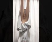 Handsome guy nipple masturbation and boner.Appear sexy butt.Handstand dick slip accident from 乳首ポロリ画像
