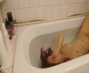 Nessa's first breath hold video -I love playing with myself underwater- ~C_Couple~ from outdoor bathing video of local dehati desi