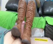 Bootjob military boots & handjob cum in leather boots! Pedal pumping.кожаные сапоги дрочка ногами from pedal pumping footjob