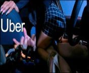 🤯 Uber fucks a beautiful woman in a skirt in his car 🥴 before taking her home from auto driver aur girl