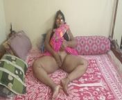 Indian big ass mom solo sex and masterbation herself. from indian boudi sexy puss