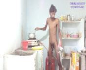 Rajeshplayboy993 cooking curry nude in the kitchen part 2 and masturbating cock naked from aishrwa rajesh